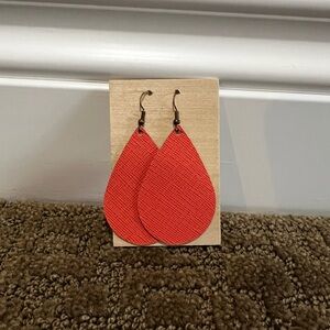 Elegant Coral Teardrop Leather Earrings
